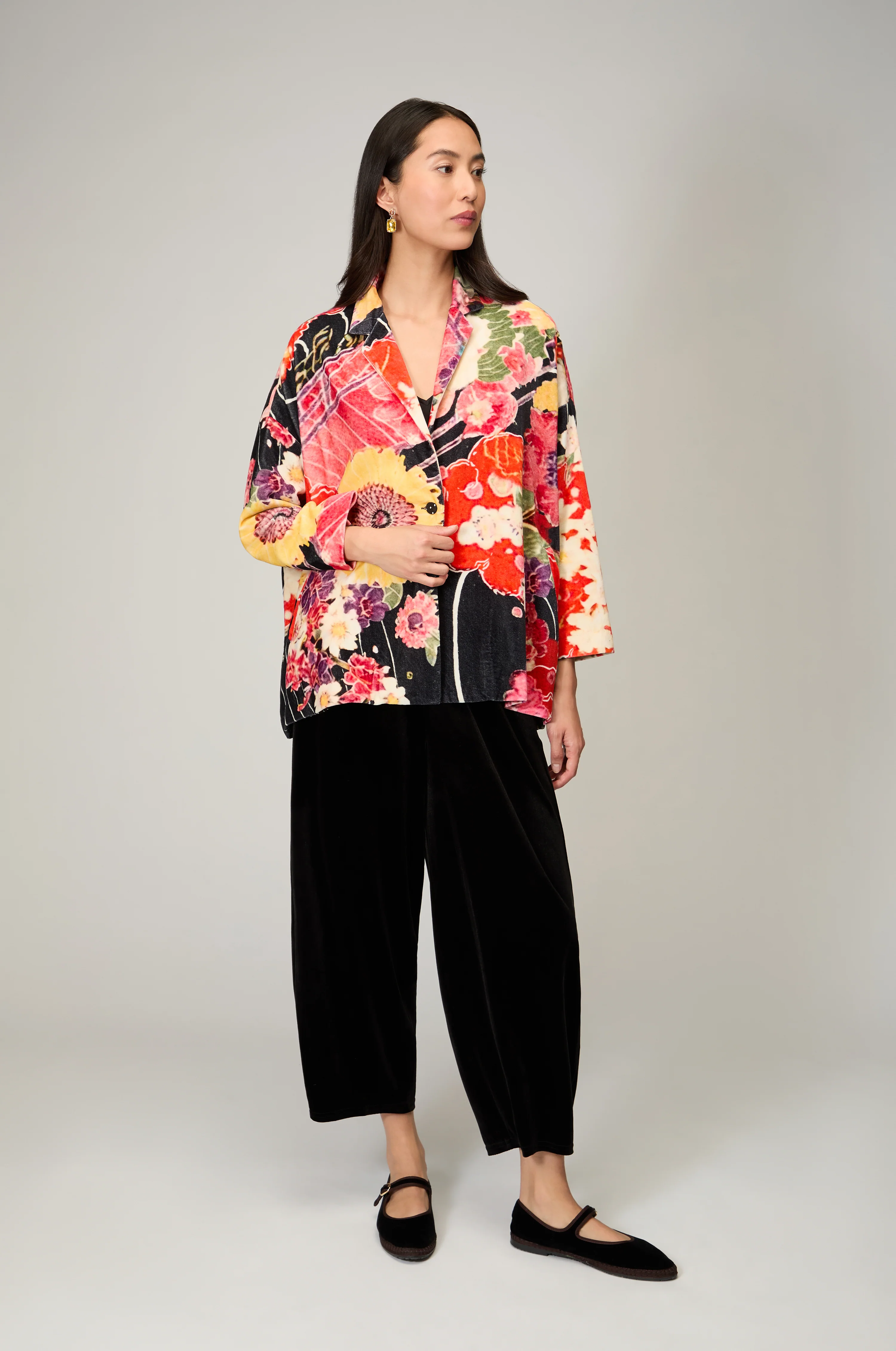 Abstract Poppy Velvet Jacket - Image 2