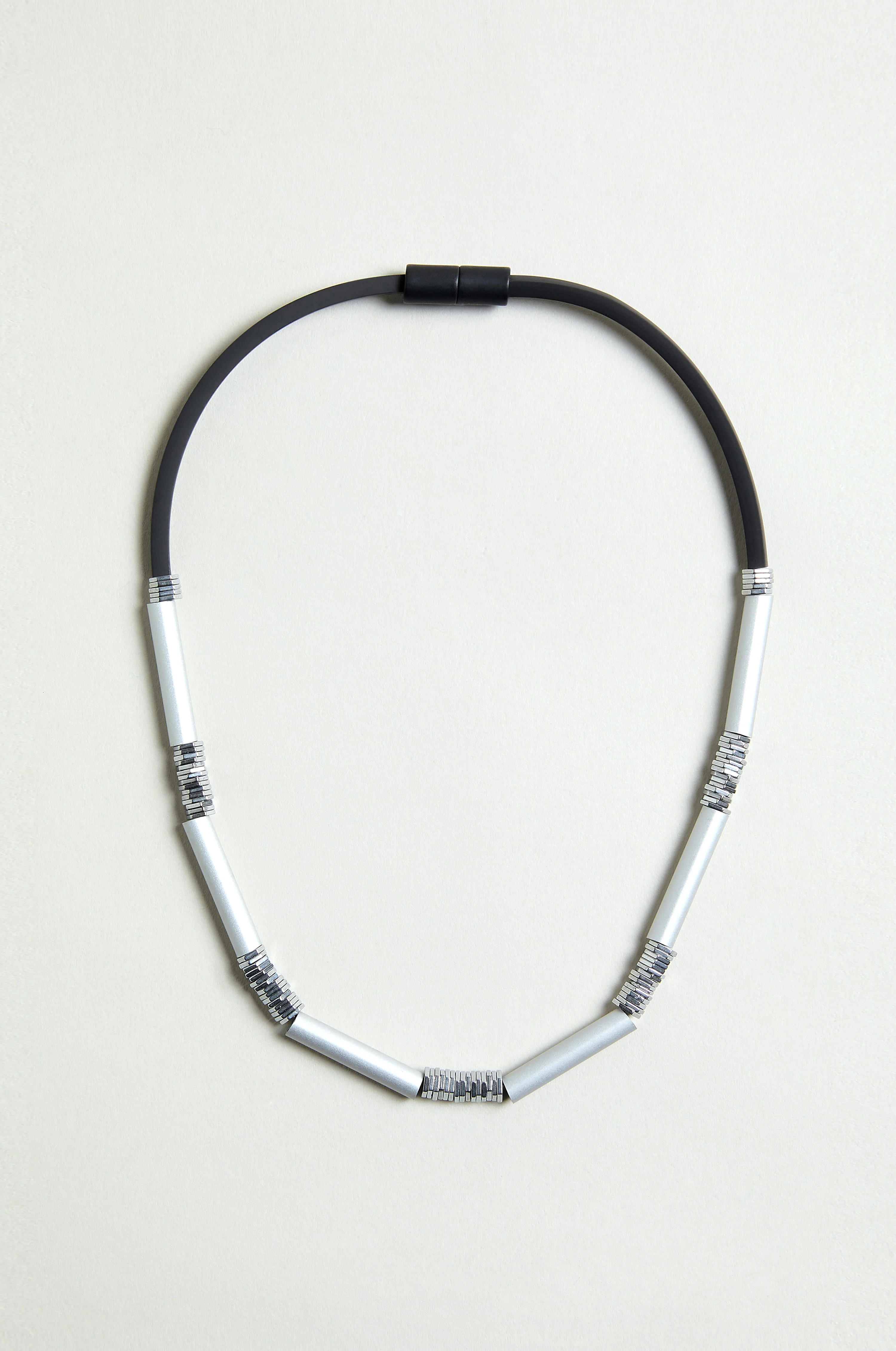 Silver Aluminium Hematite Necklace - Image 2