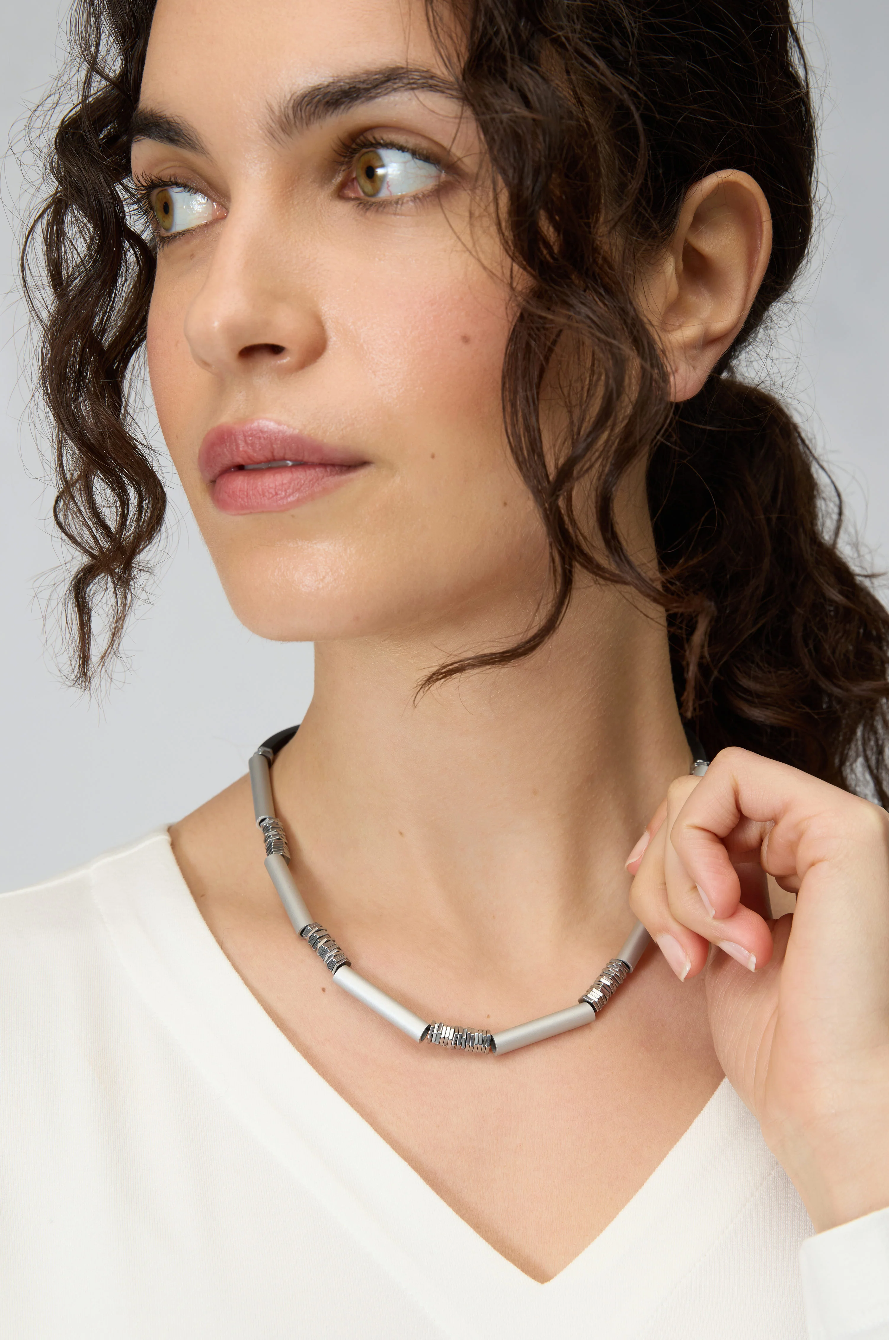 Silver Aluminium Hematite Necklace - Image 4