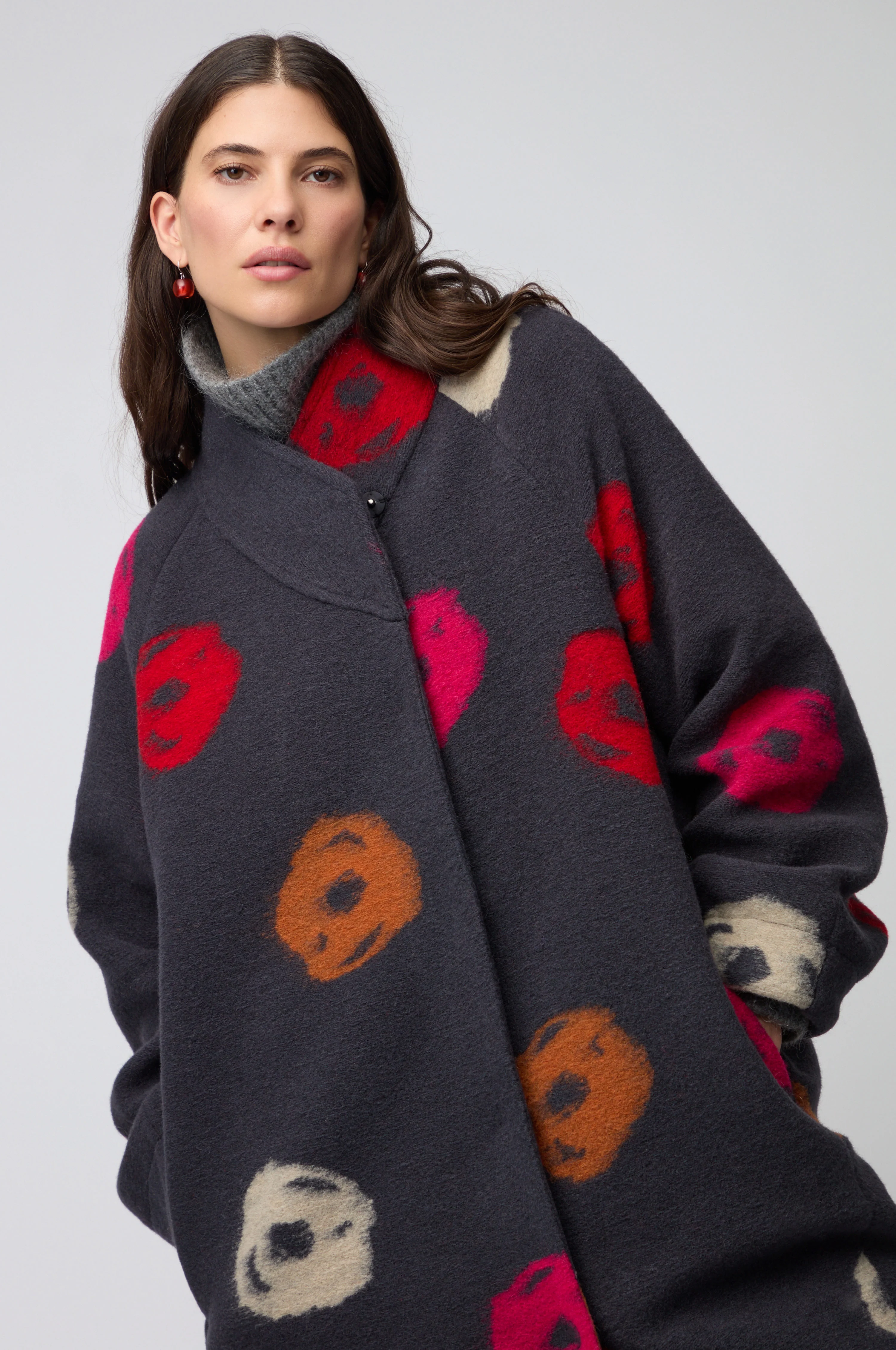 Big Spot Grey Coat - Image 3