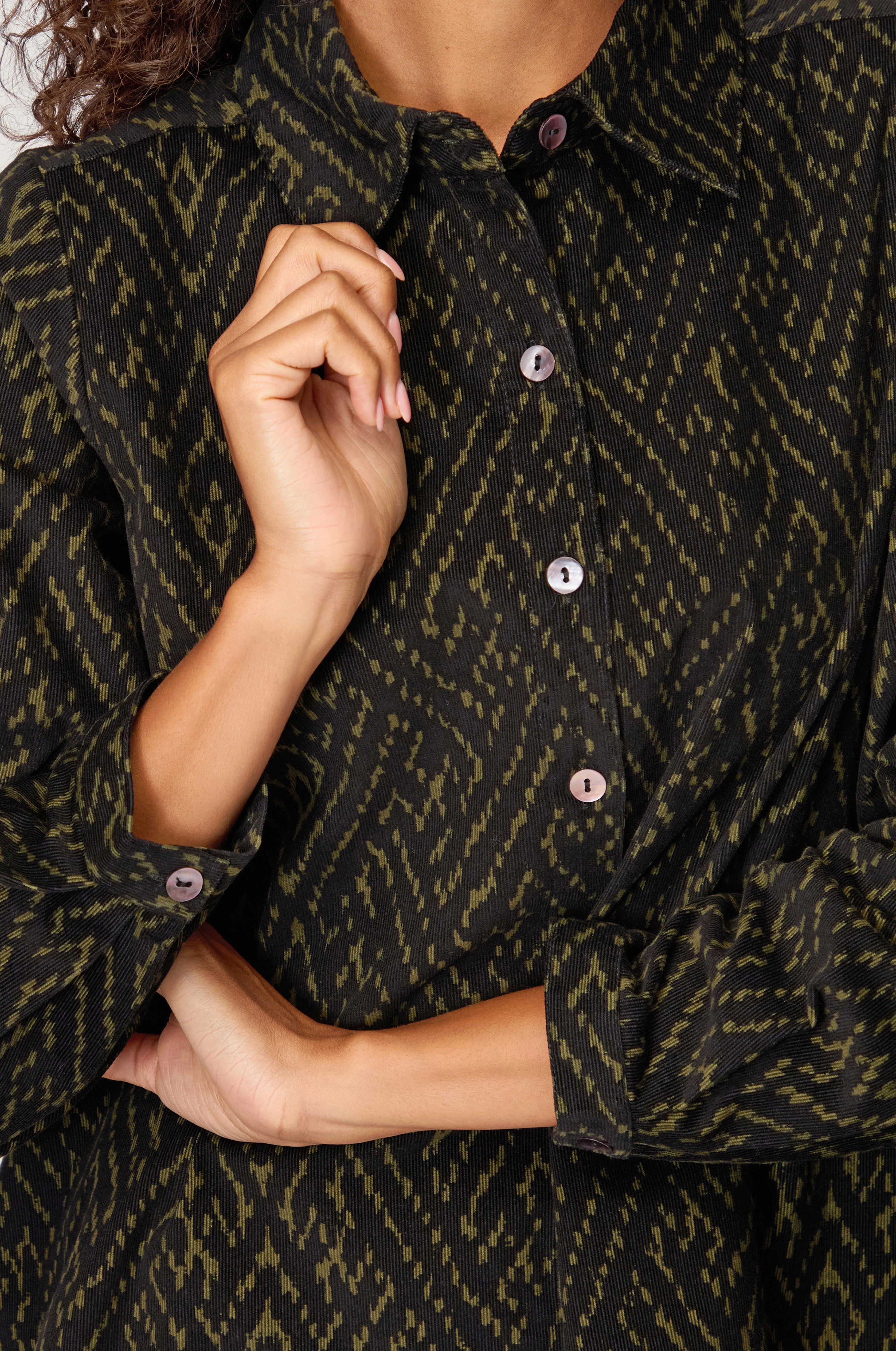 Ornate Textured Cord Black and Khaki Shirt - Image 7