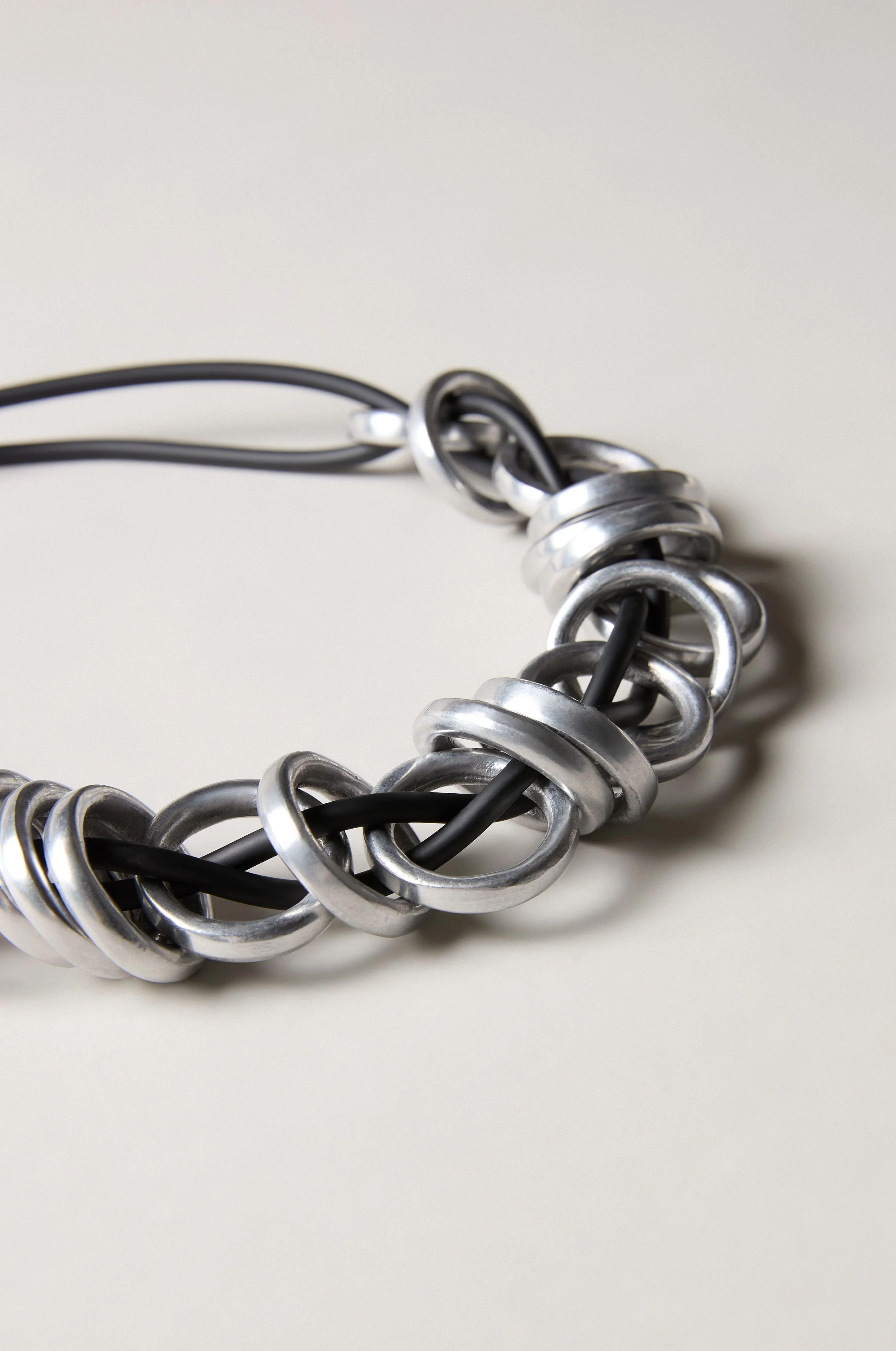 Black and Silver Metal Rings Necklace - Image 3