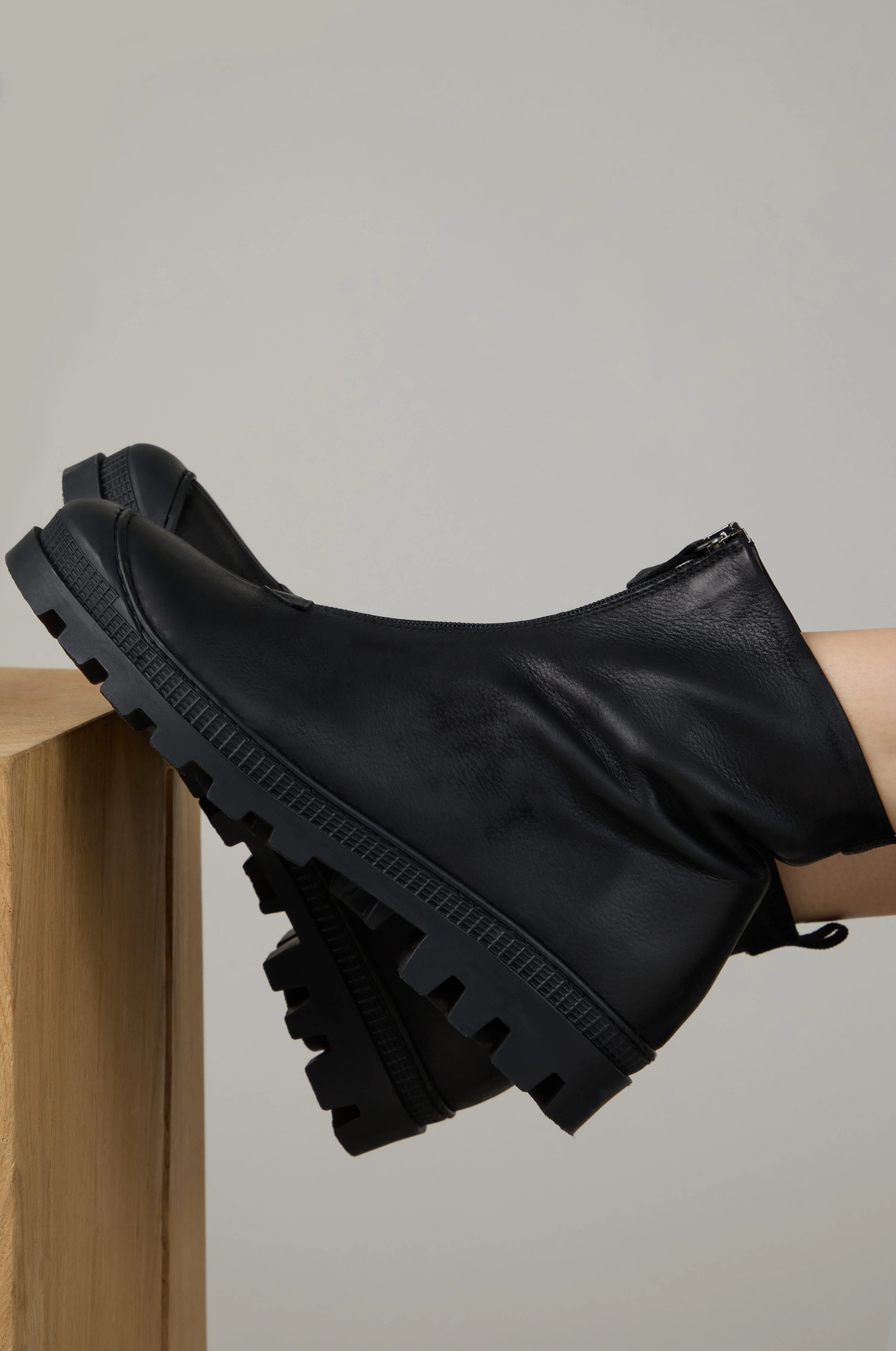 Black Zip Front Leather Boots - Image 4