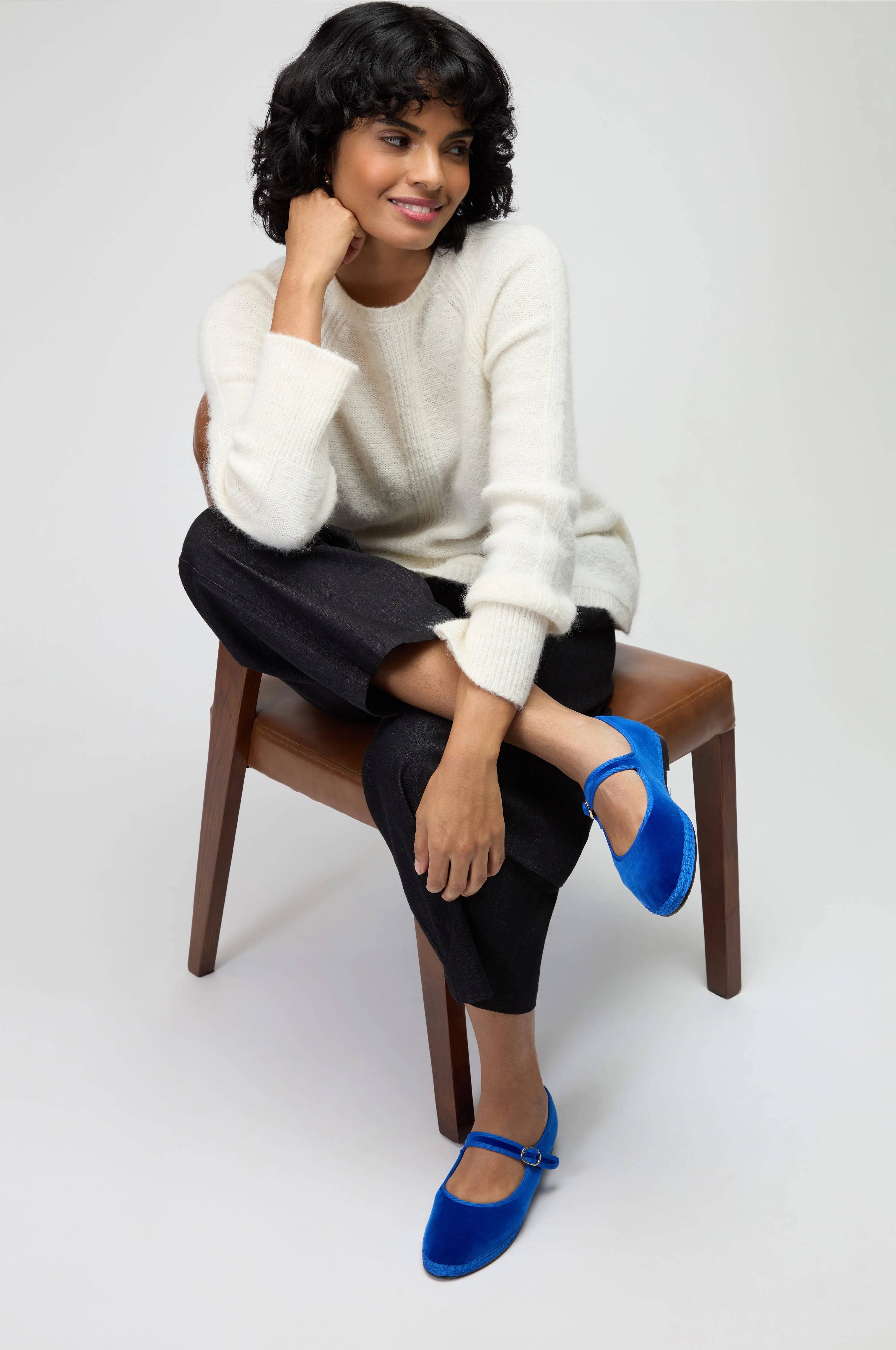 Blue Mary Jane Velvet Shoes - Image 4