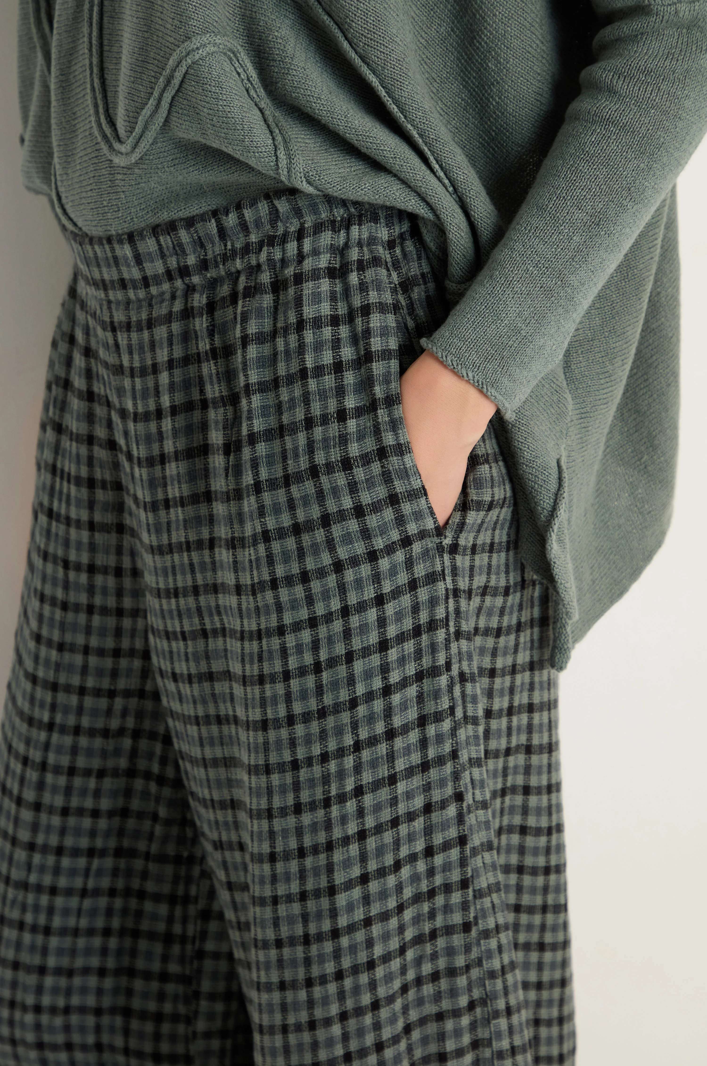 Check Linen Bubble Trousers - Image 4