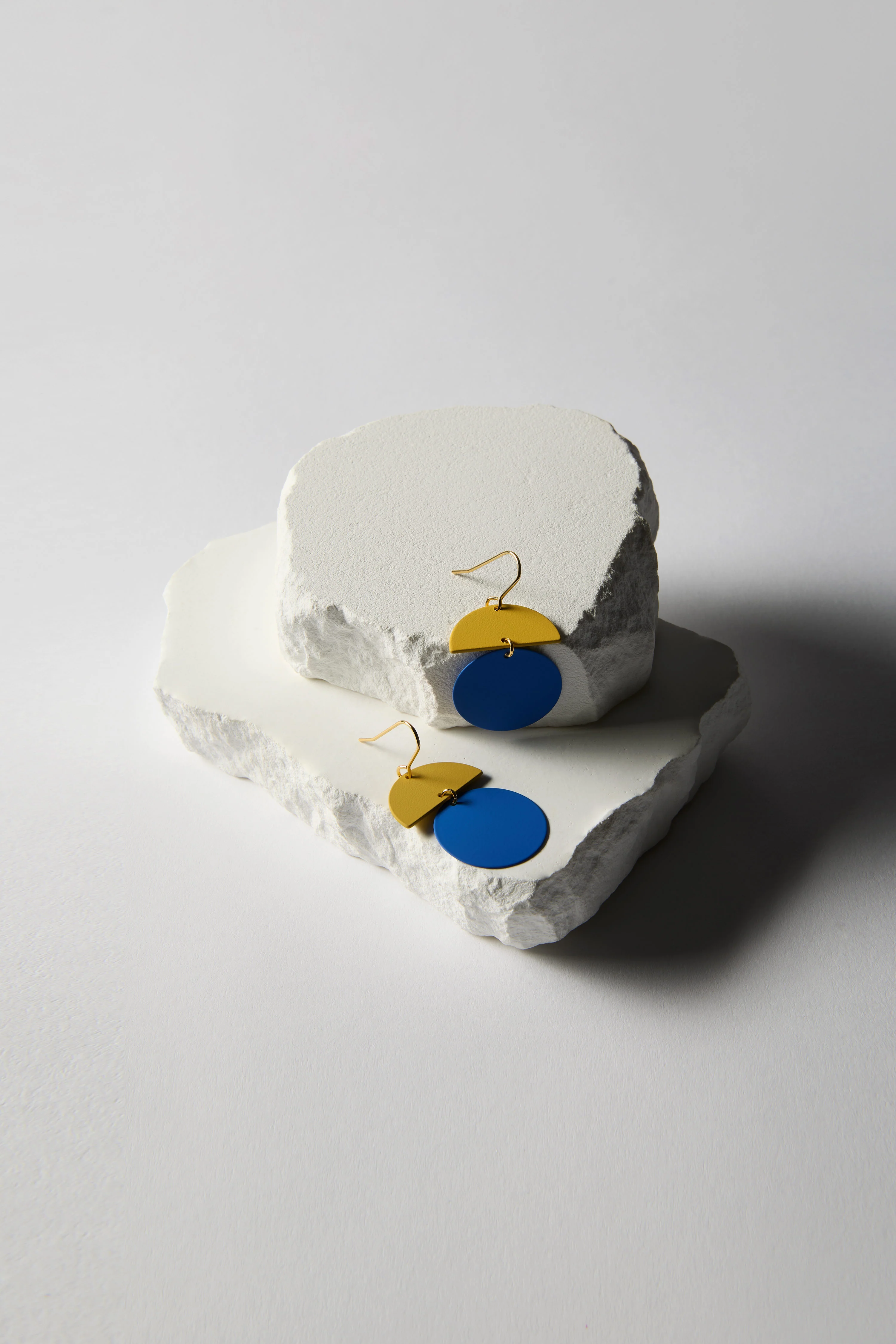 Colour Pop Circle Drop Earrings - Image 6