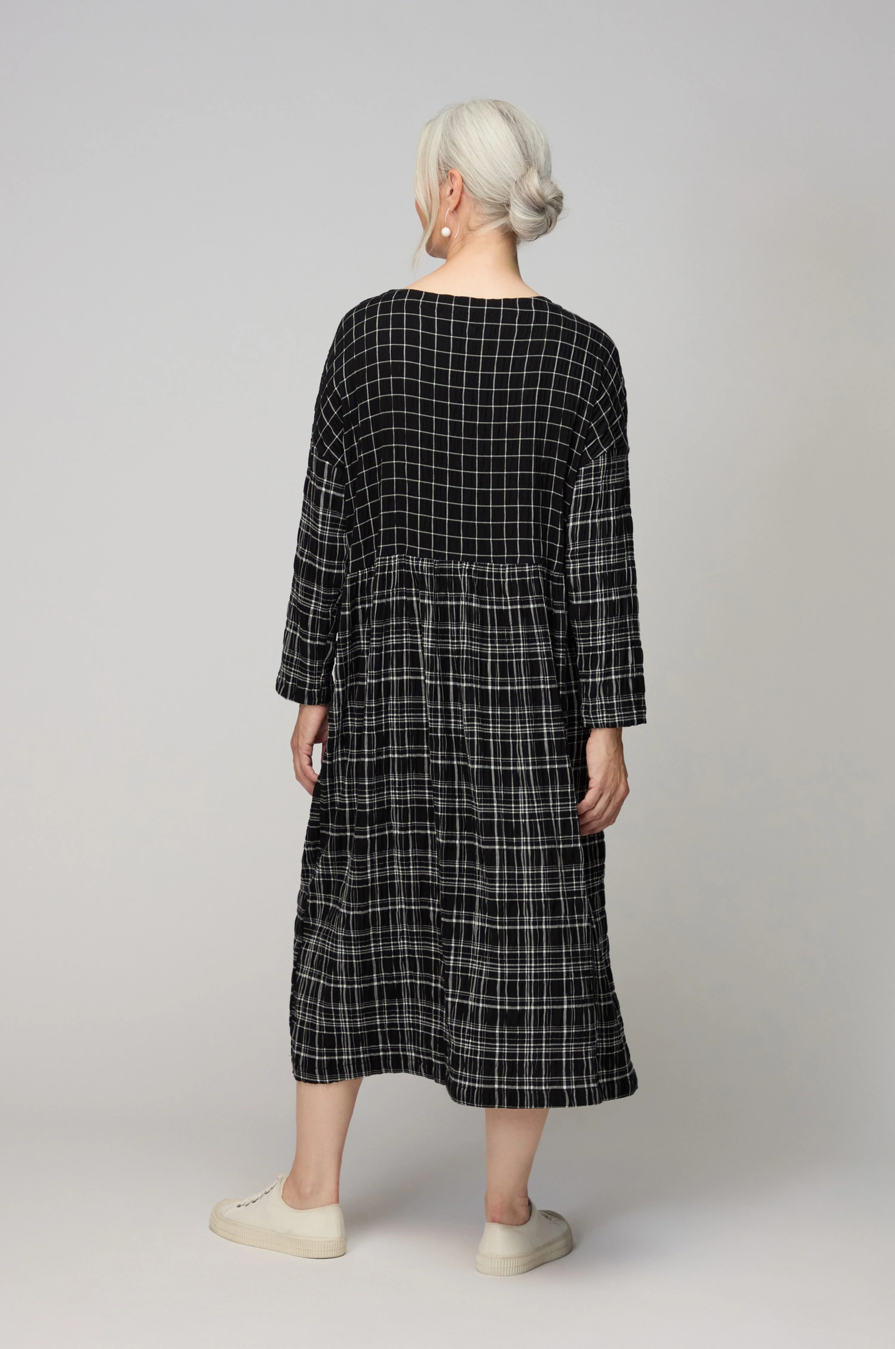 Crinkle Window Check Dress - Image 5