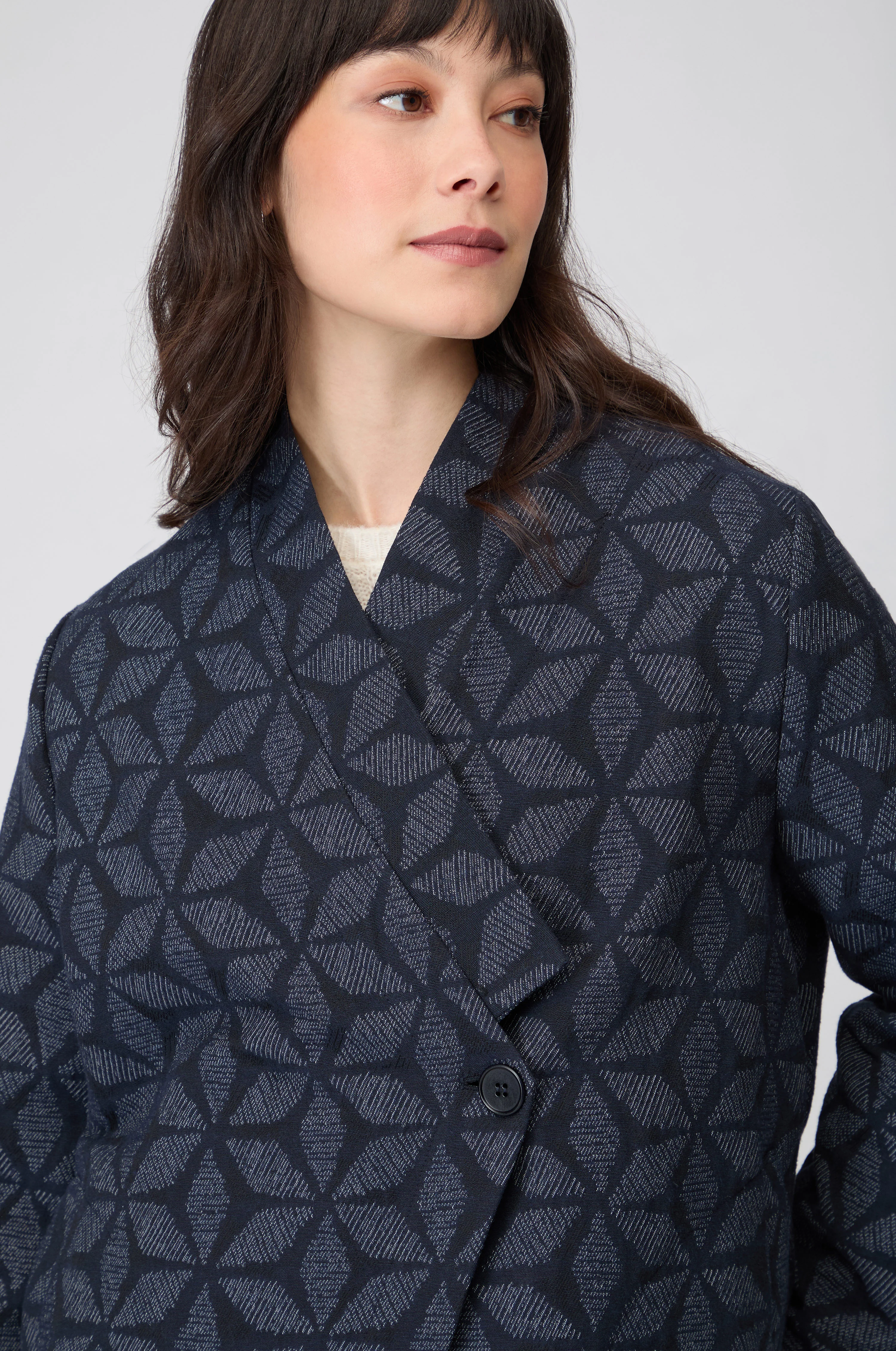 Diamond Floral Indigo Jacket - Image 4