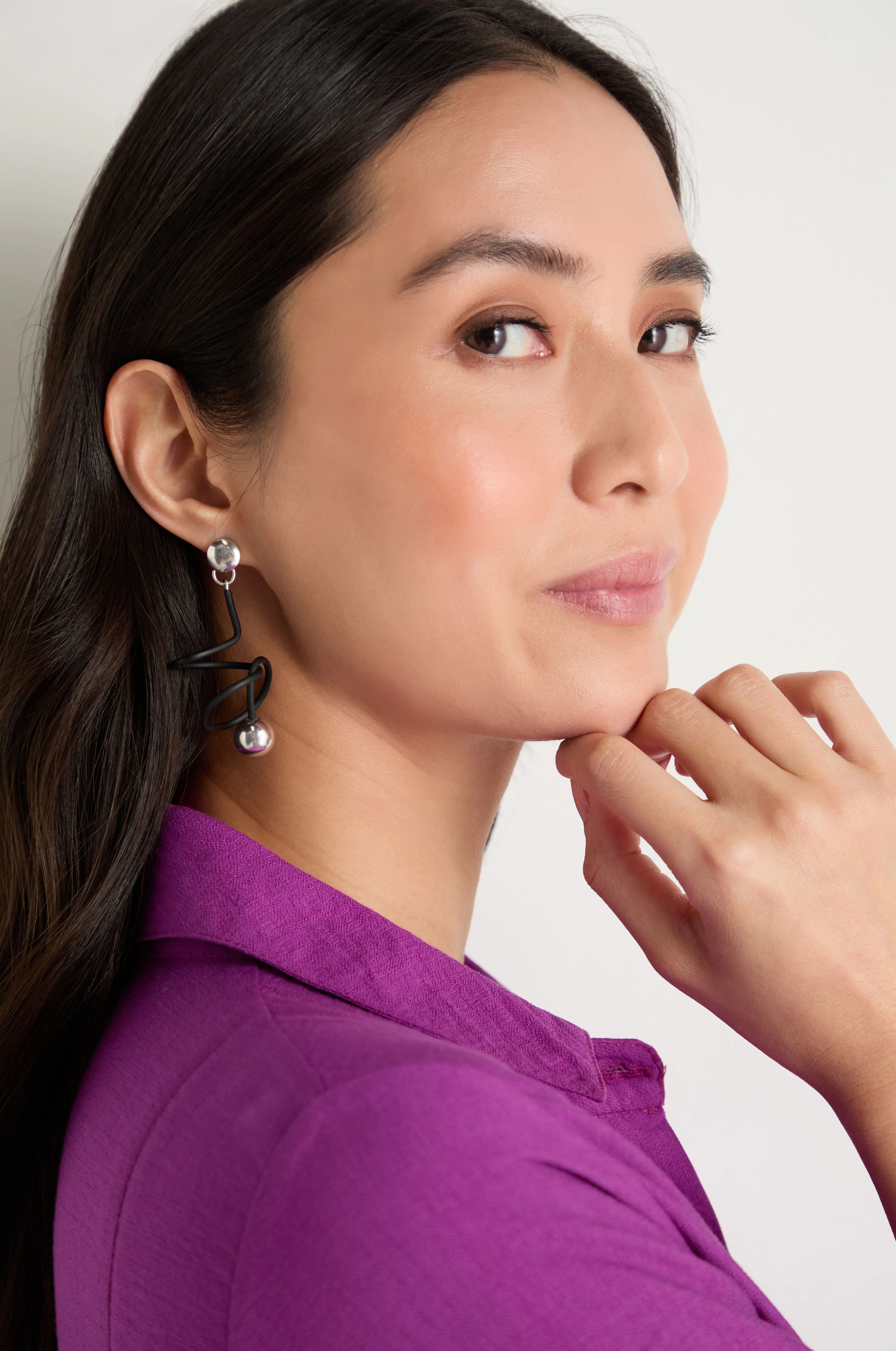 Graphic Squiggle Earrings - Image 4