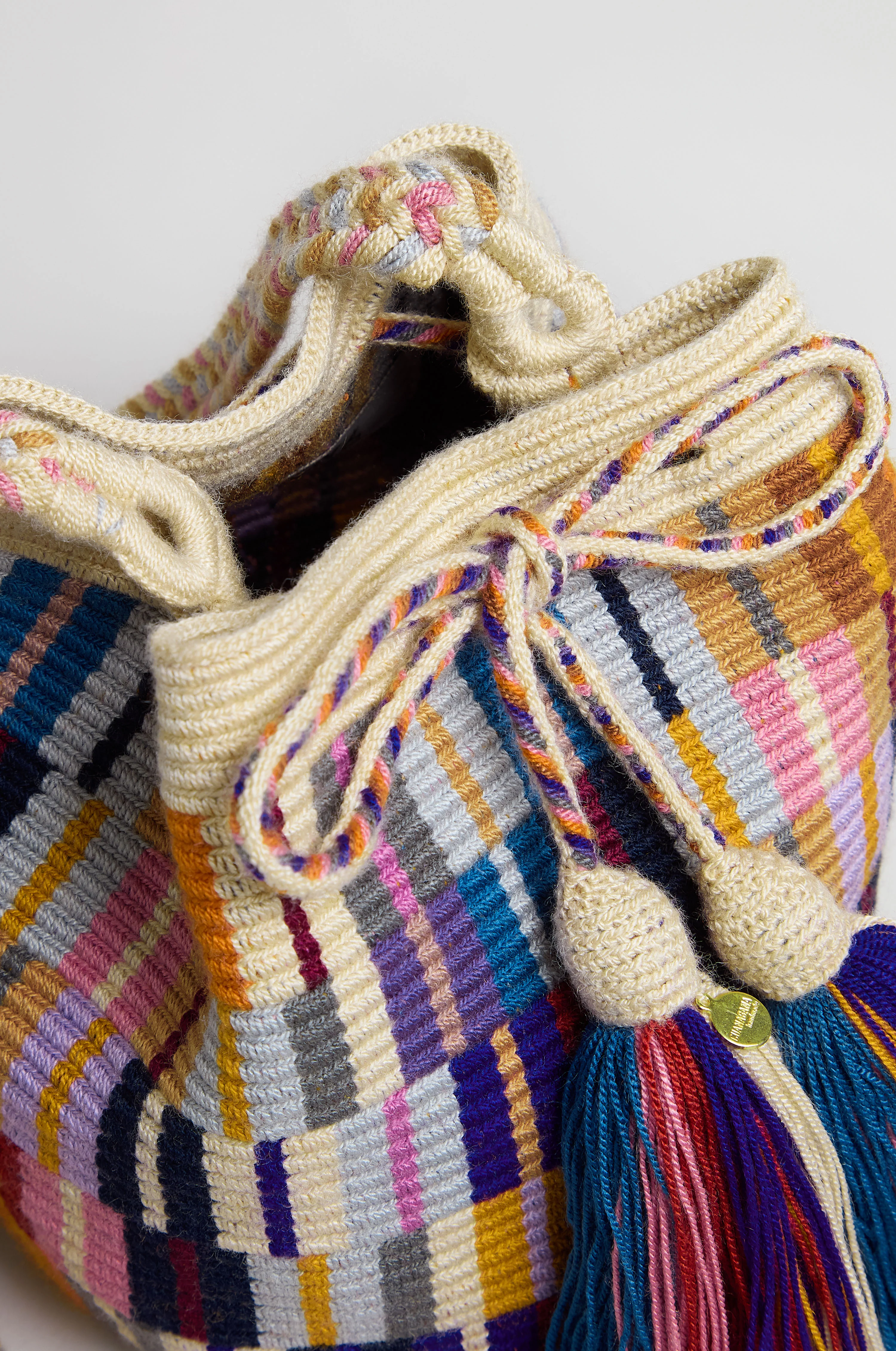 Hand Crocheted Wayuu Crossbody Bag - Image 3