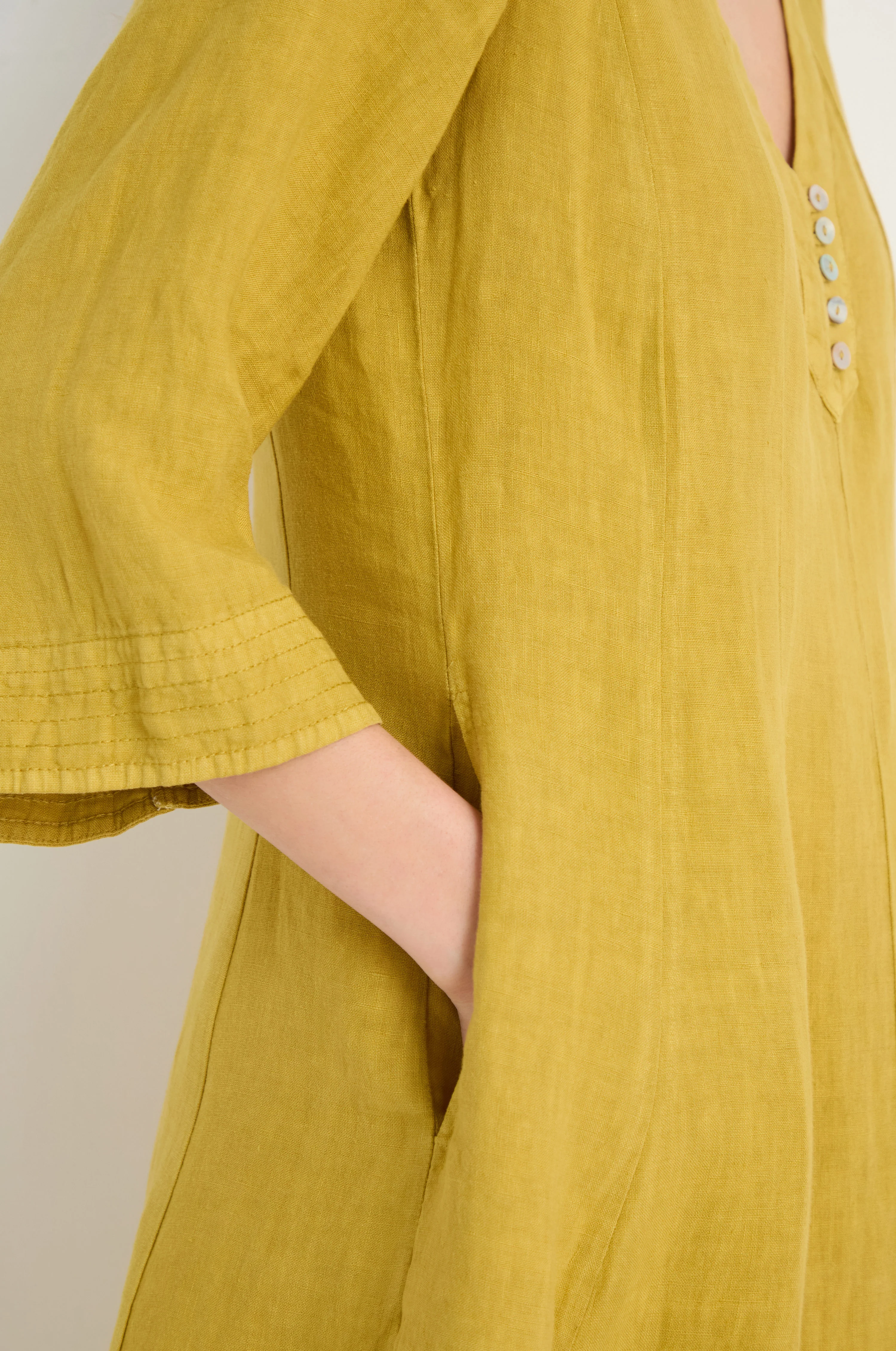 Linen Seam Flare Golden Dress - Image 5