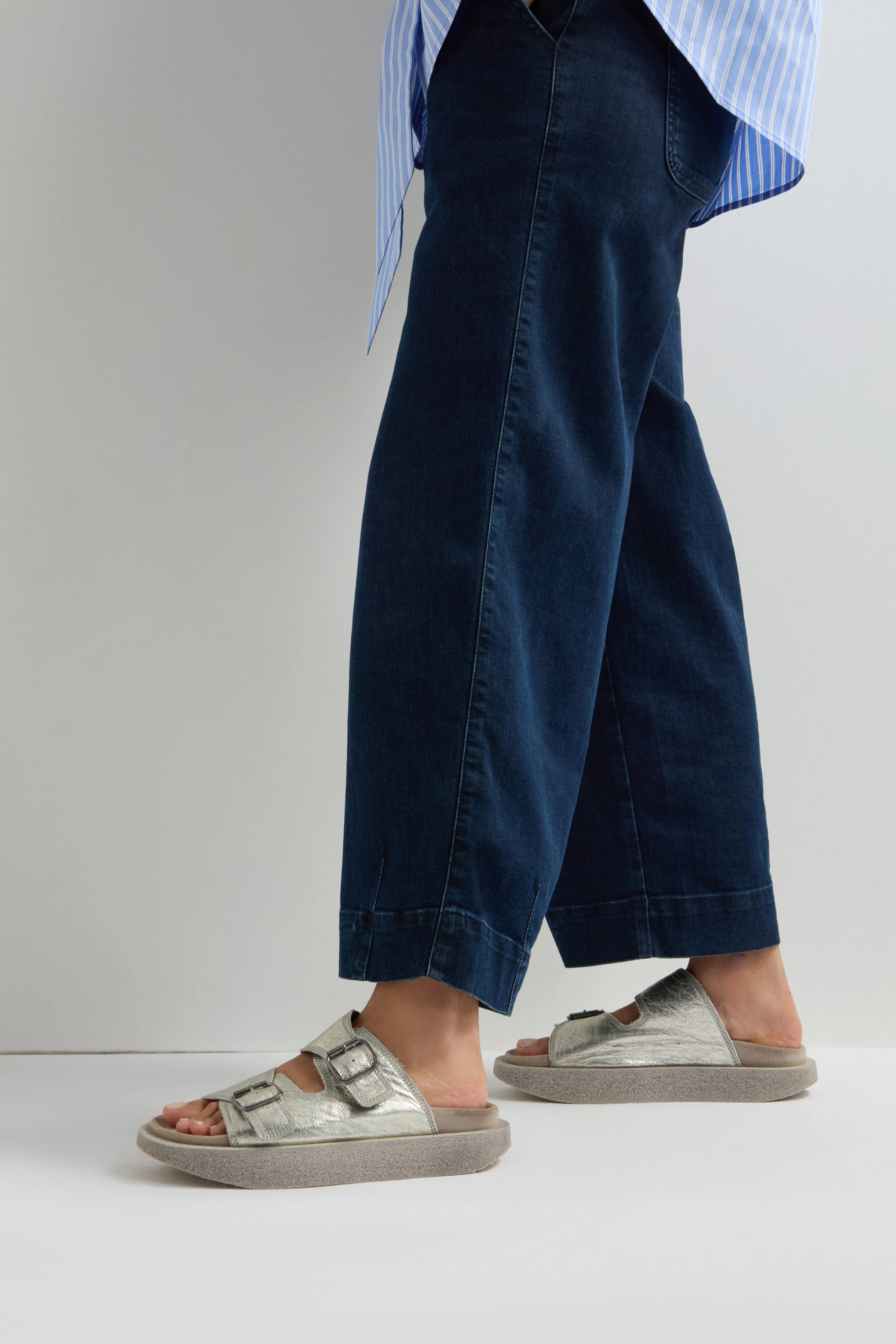 Metallic Silver Double Buckle Leather Sliders - Image 3