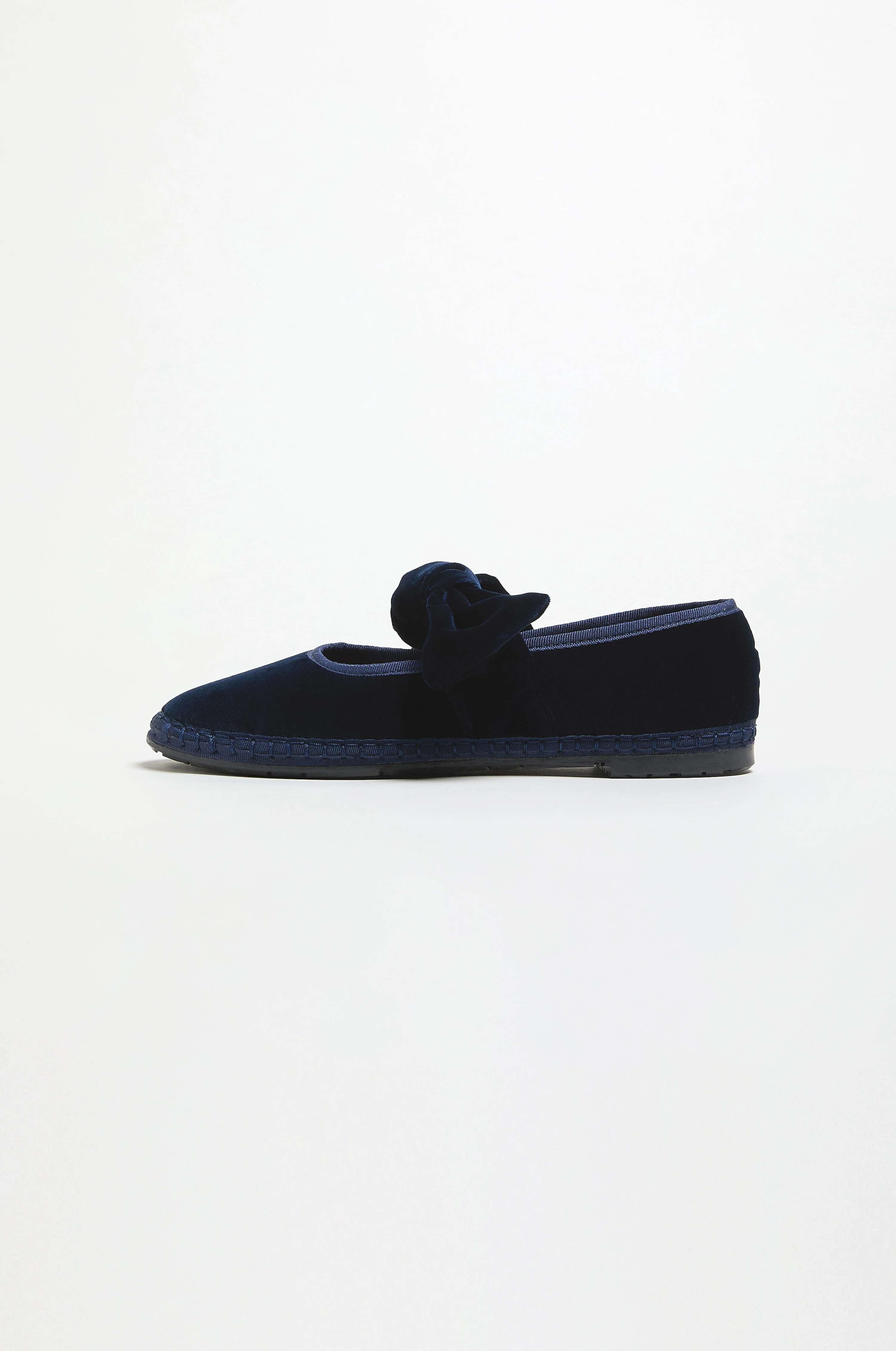 Navy Lyra Bow Velvet Shoes - Image 4