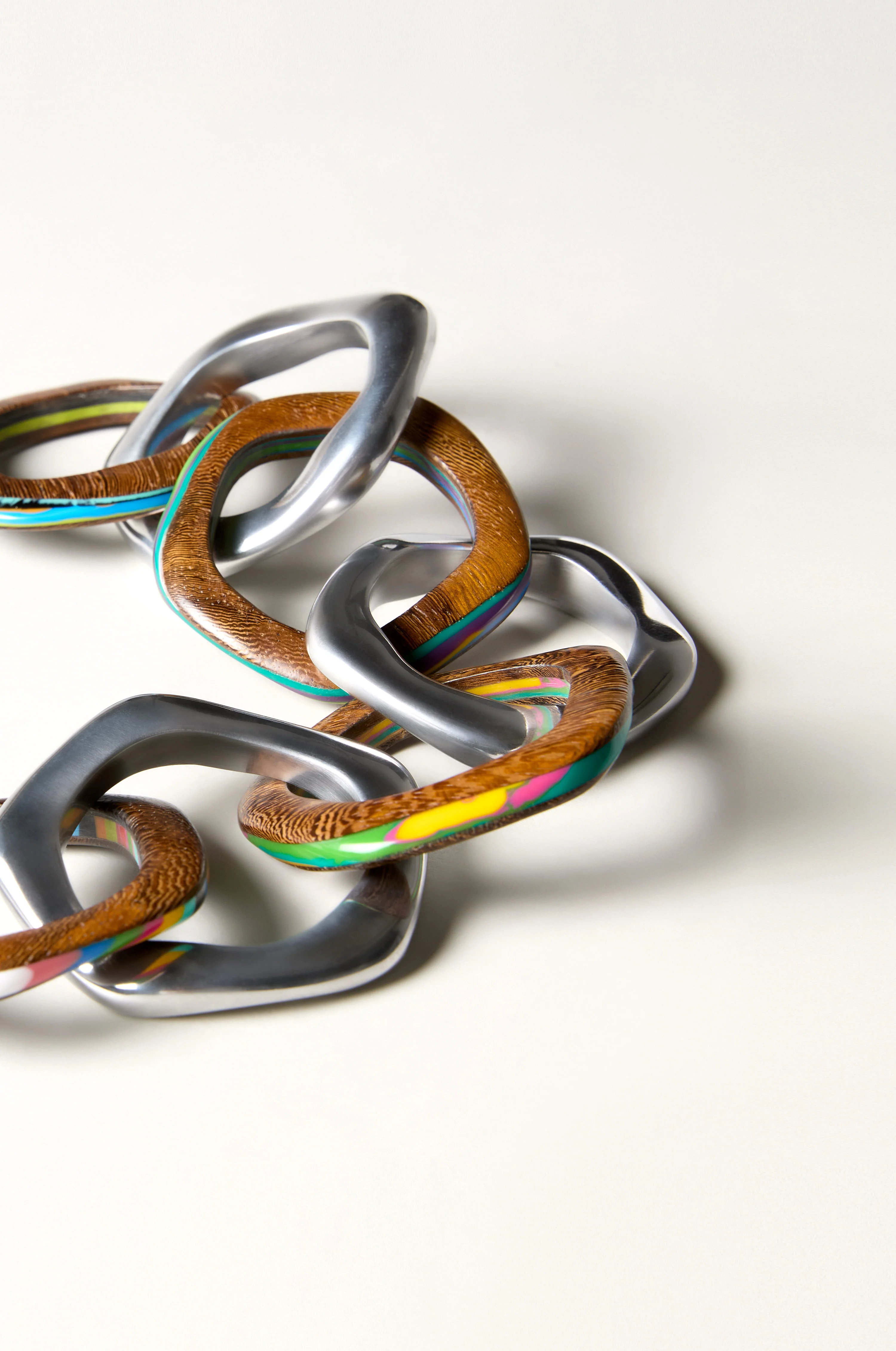 Olympus Links Necklace - Image 3