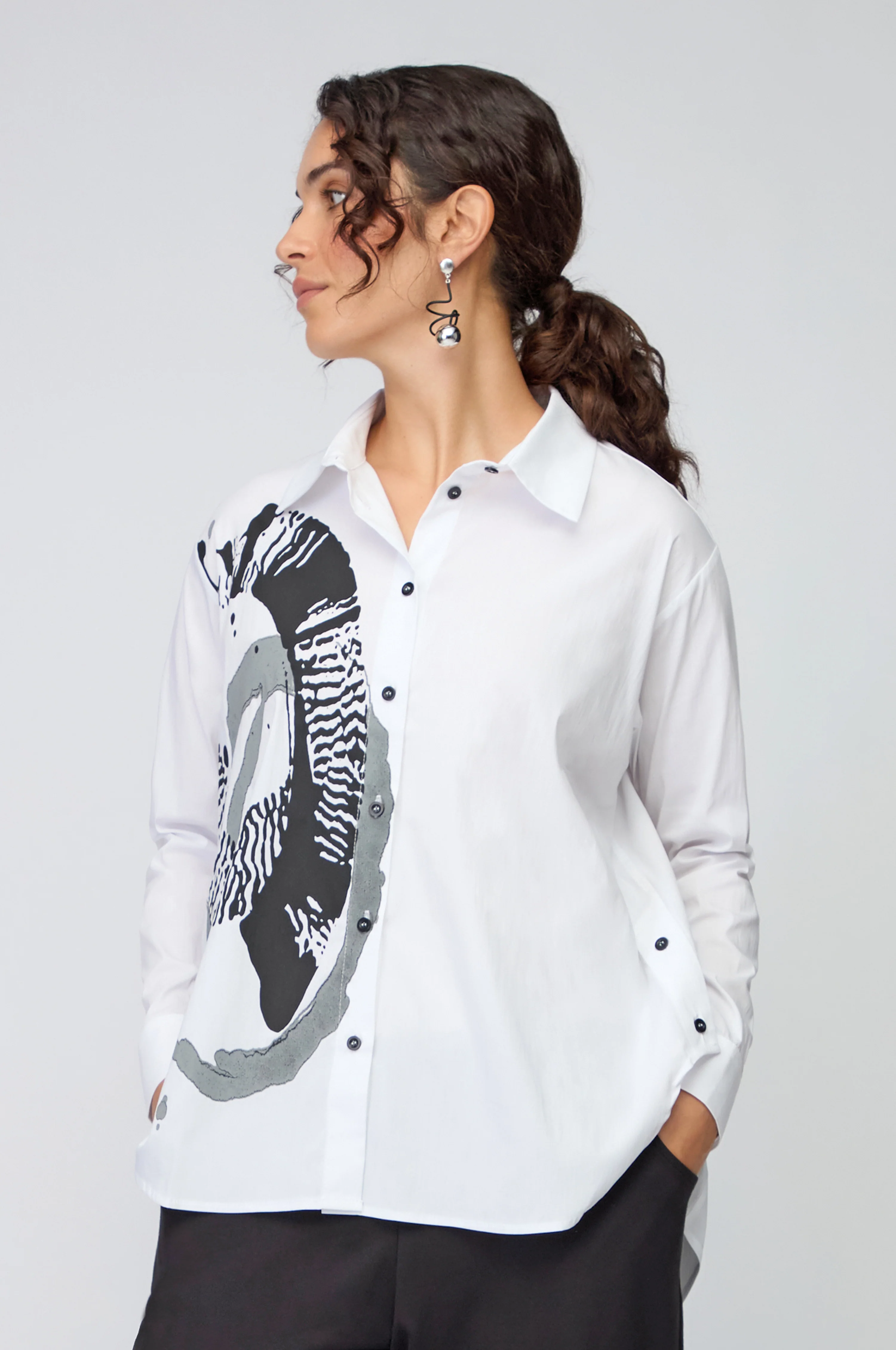 Print Front Shirt - Image 3