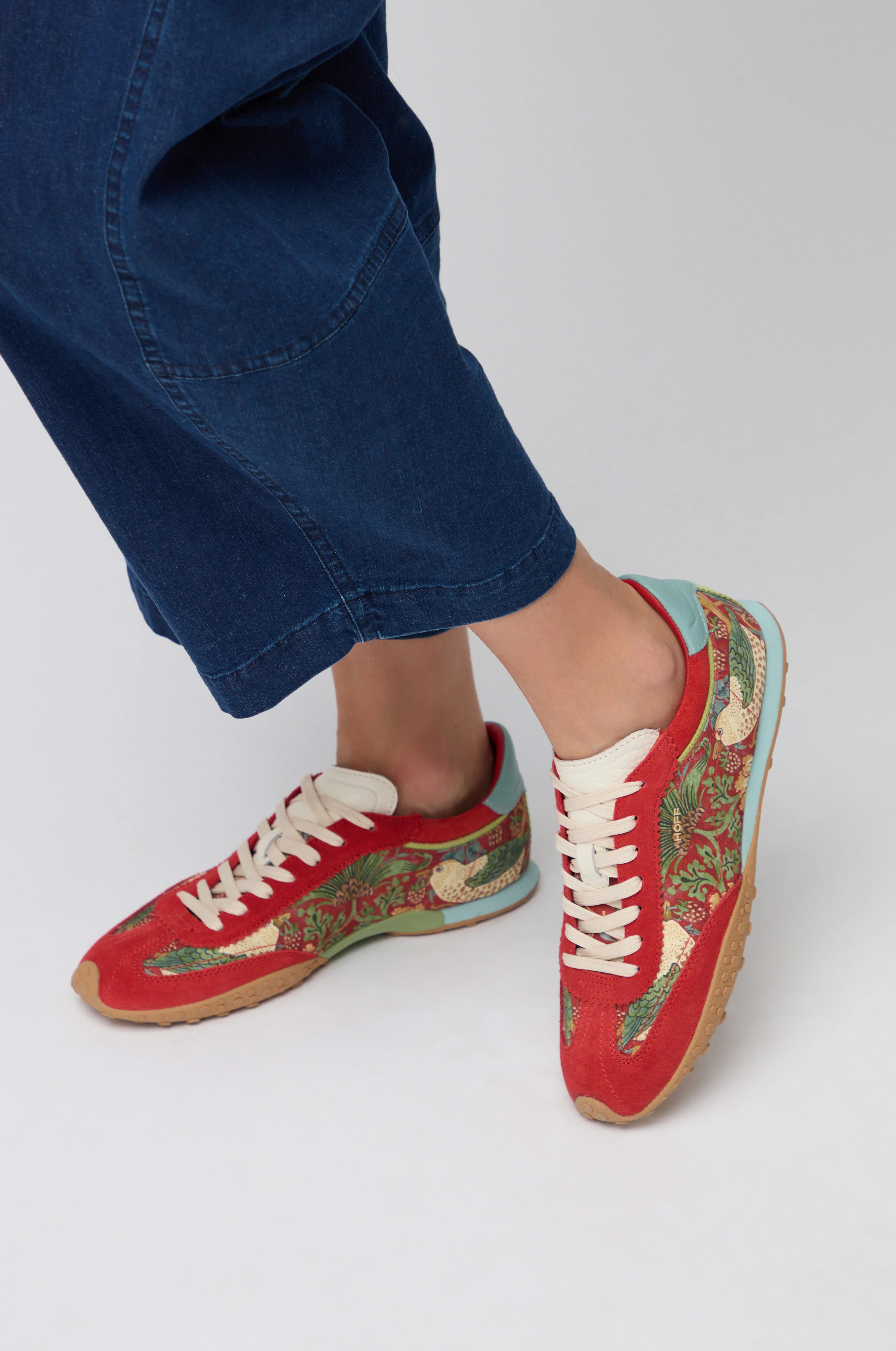 Red William Morris Bridge Trainers - Image 3