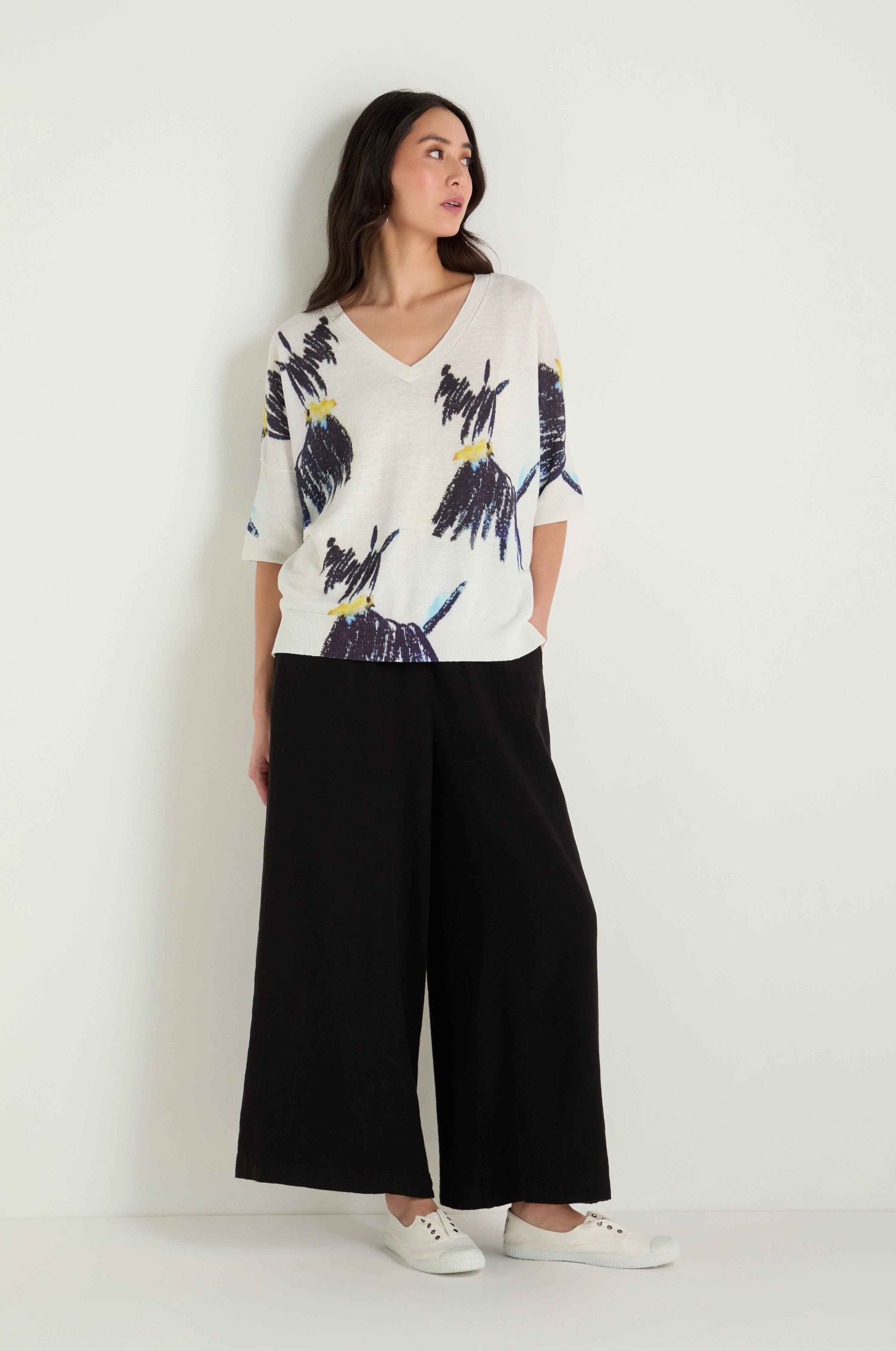Scottie Linen Cotton V-Neck Knit - Image 3