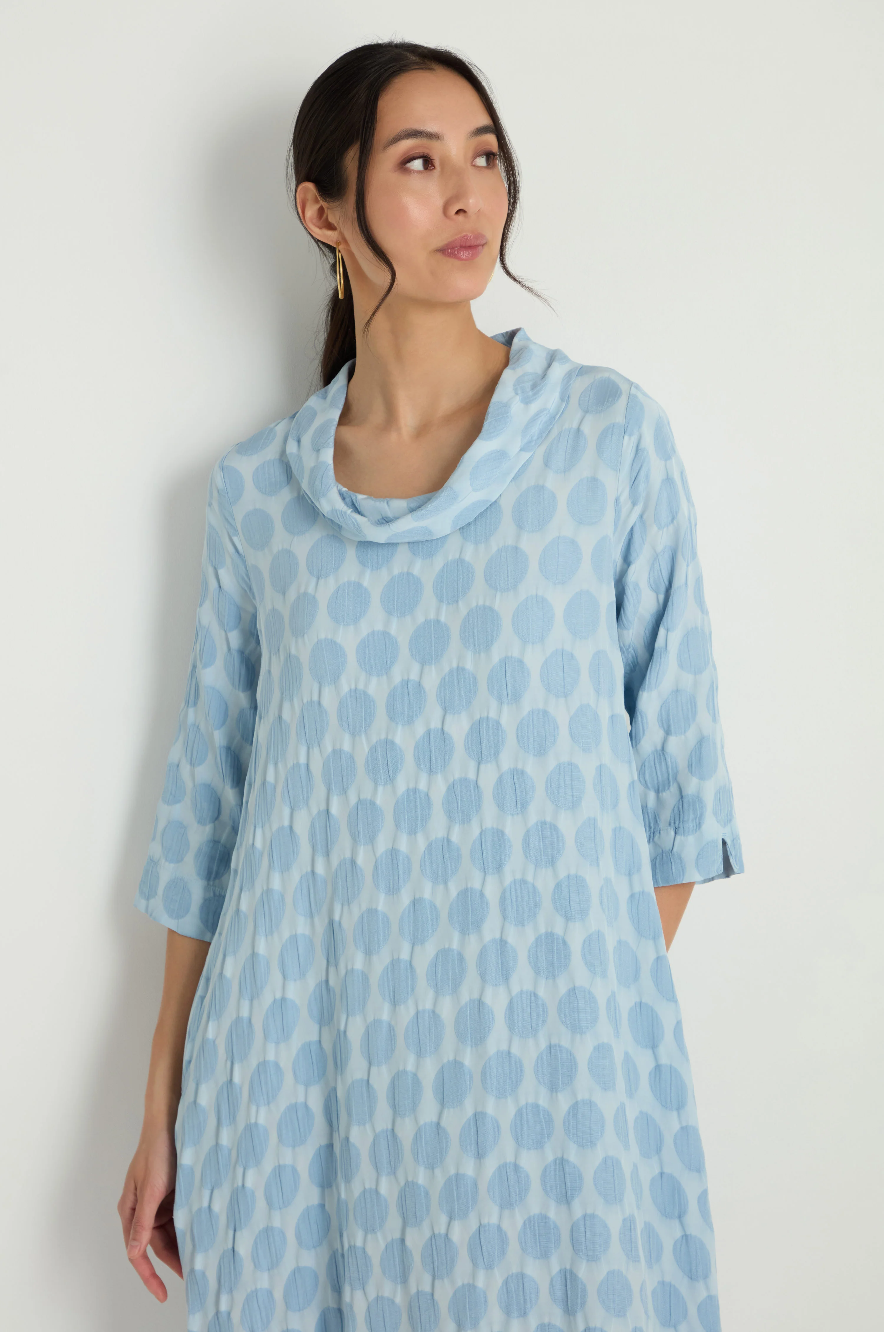 Spot Textured Jacquard Bubble Dress - Image 4