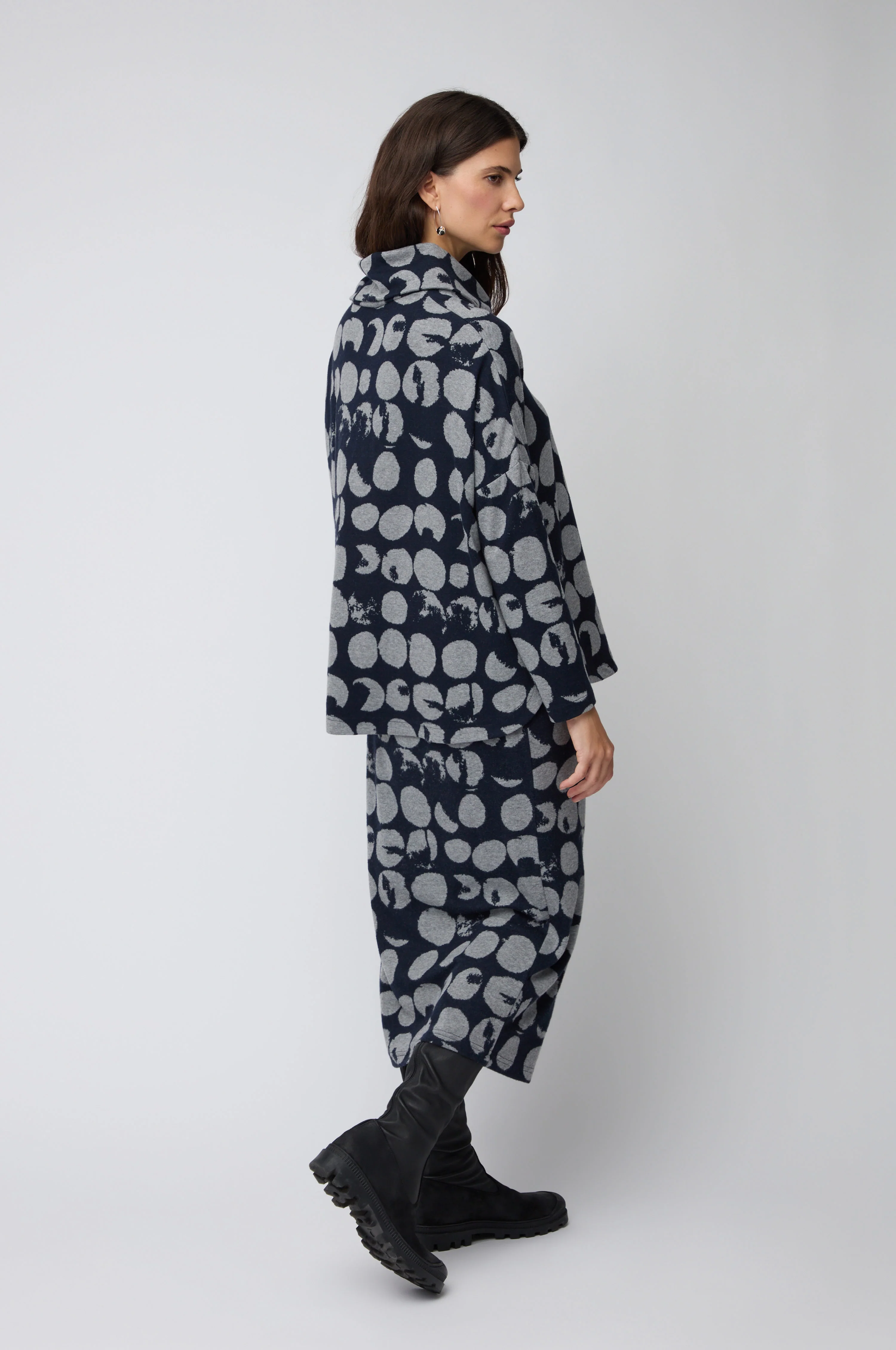 Brushed Jersey Spotted Boxy Top - Image 8