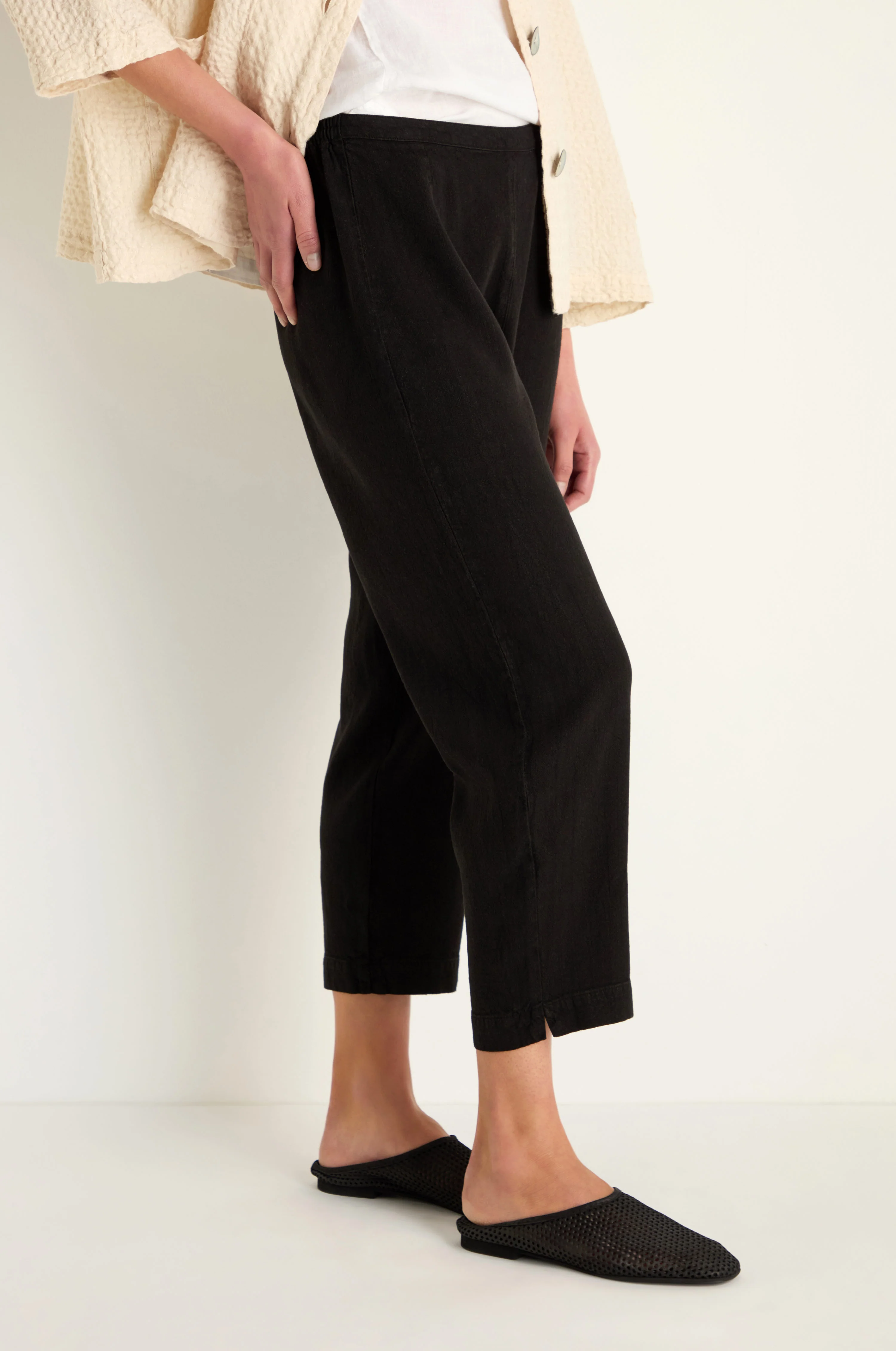 Twisted Linen Slim Black Trousers - Image 2