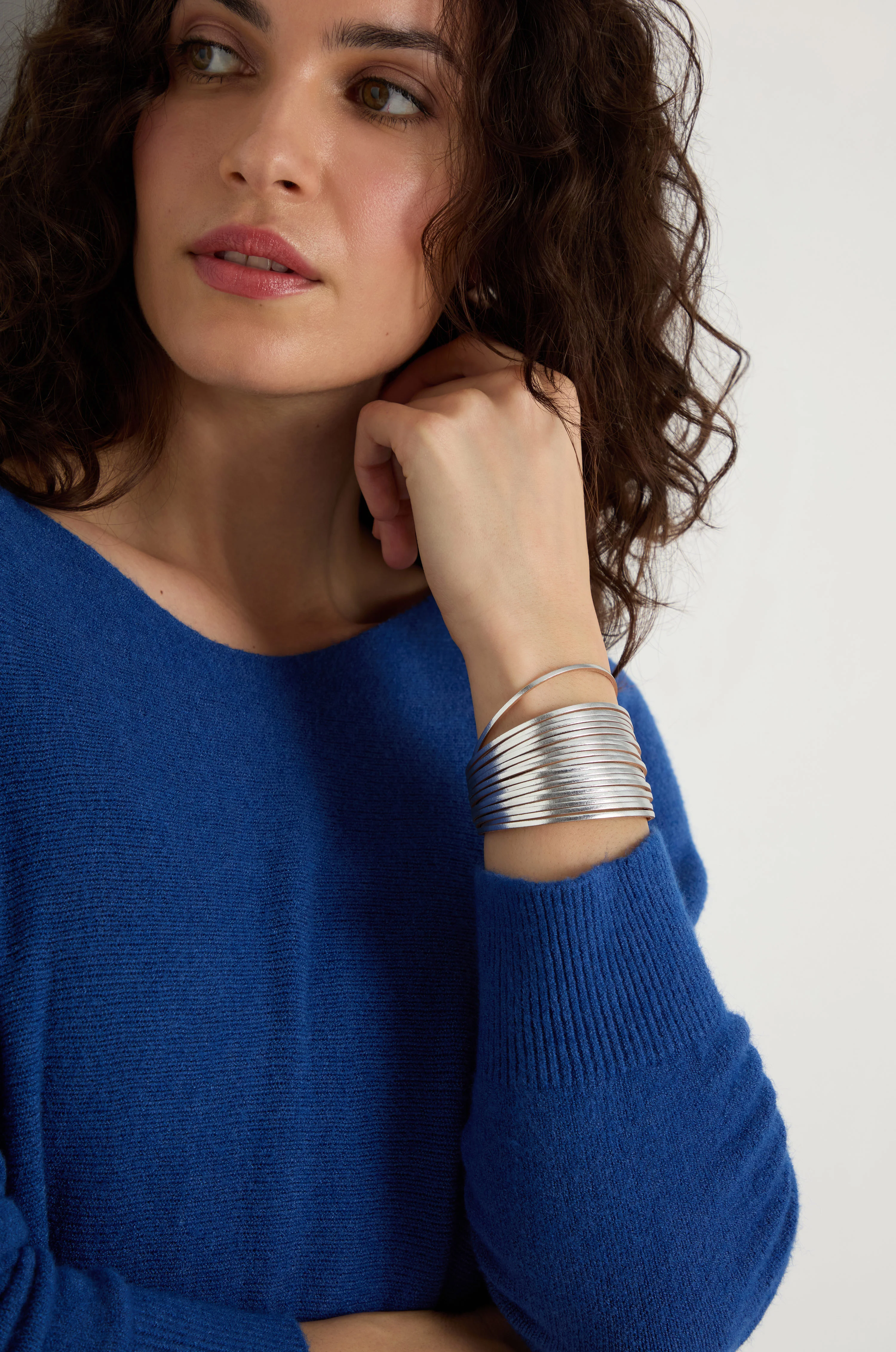 Vegan Leather Metallic Bracelet - Image 10