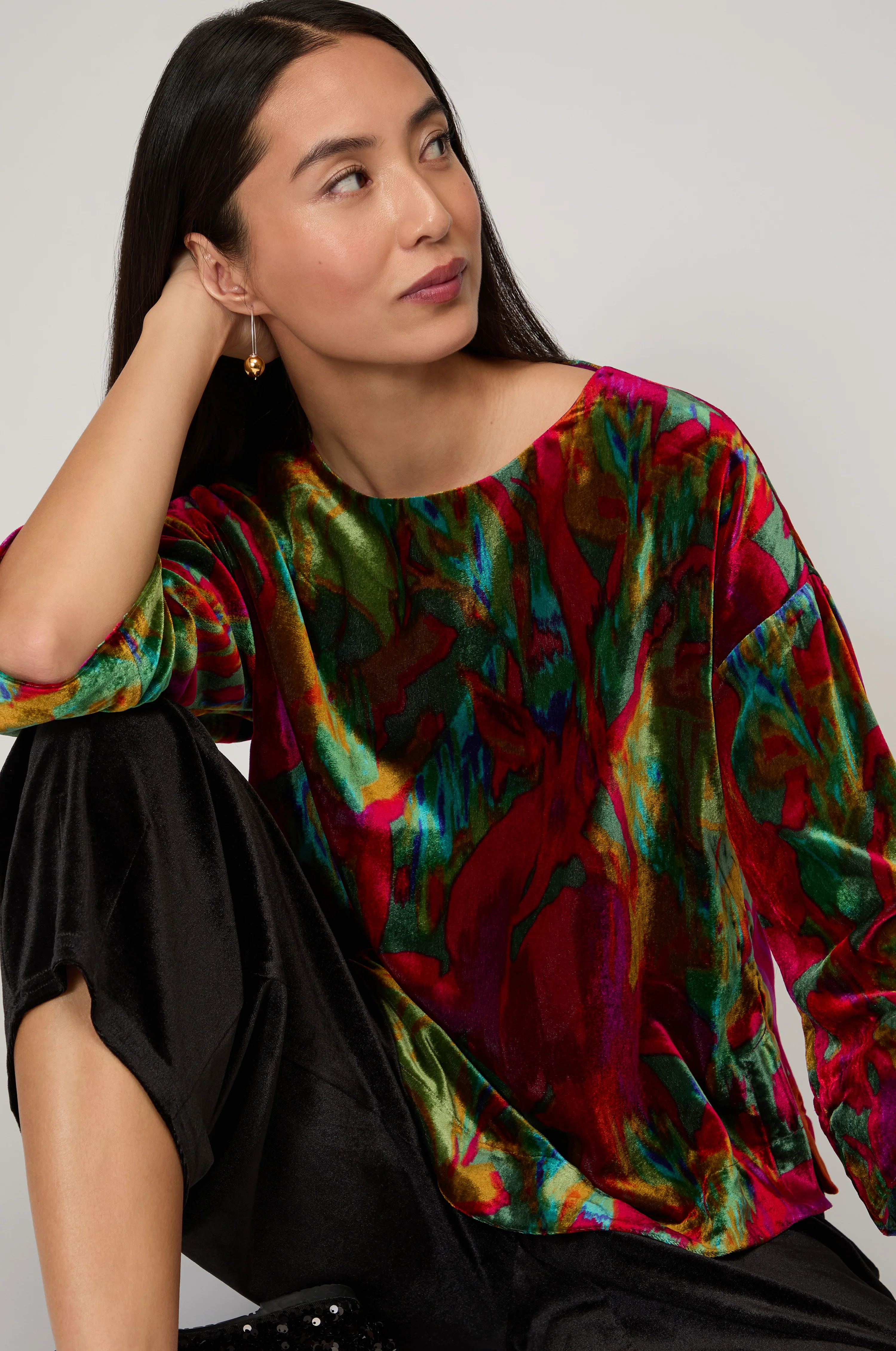 Velvet Blurred Botanicals Top - Image 5
